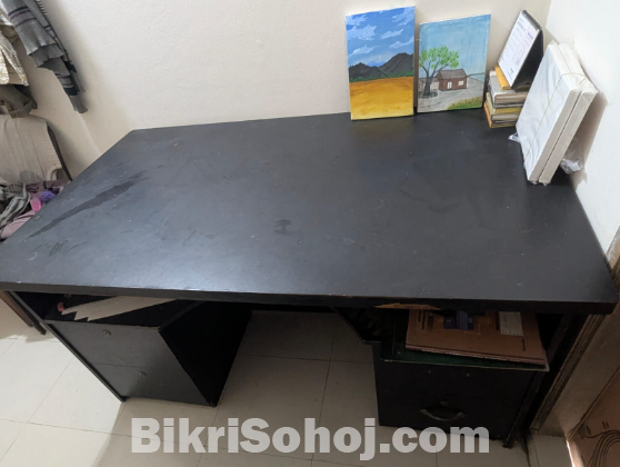 অফিস টেবিল / স্টাডি টেবিল